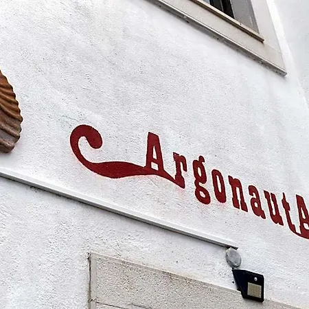Argonauta Hostal *
